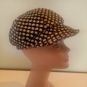 Laughing Moon Wool Blend Ladies Ivy Cap.